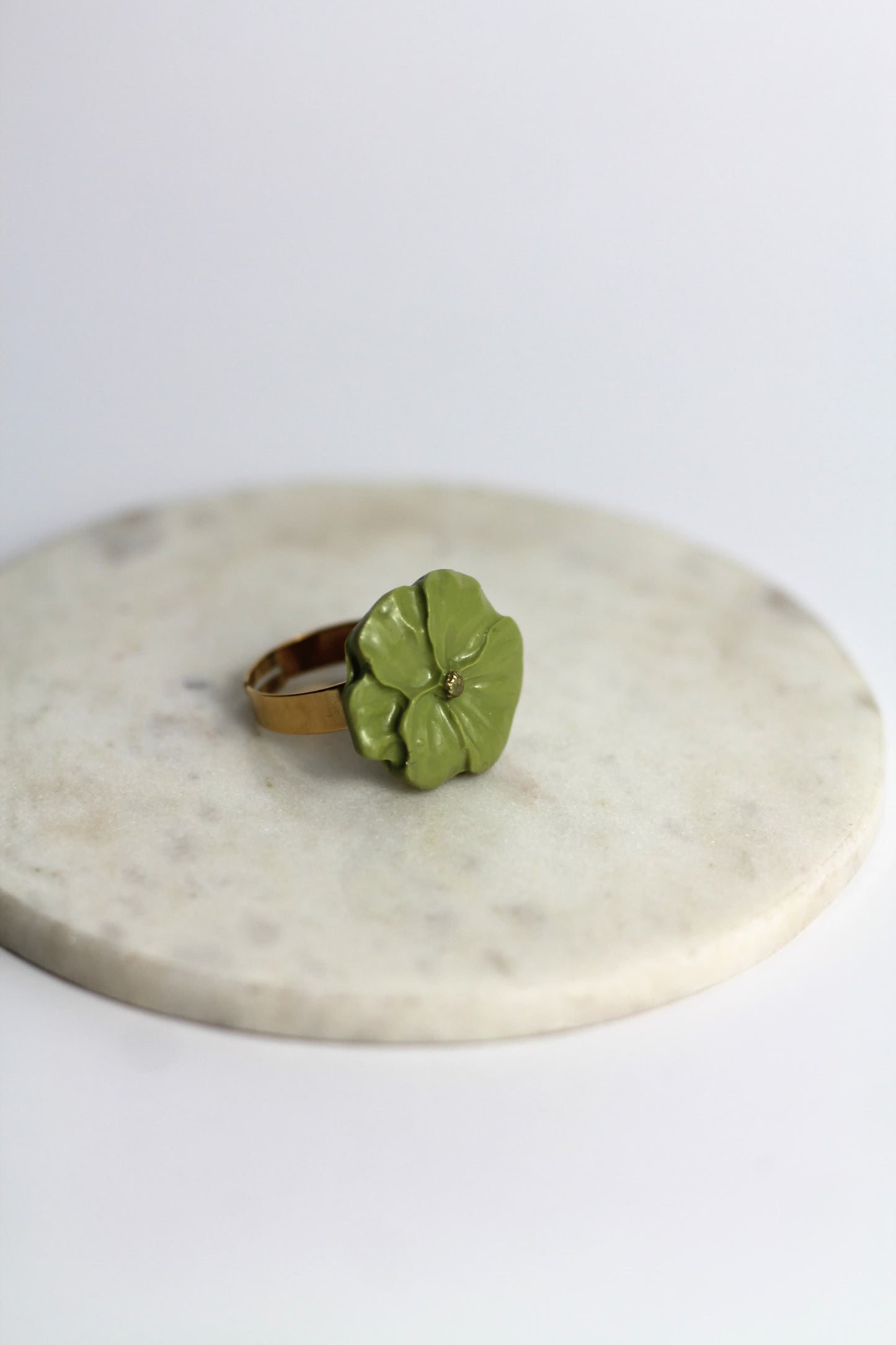 Flower Power ring - Poppy - Olive green