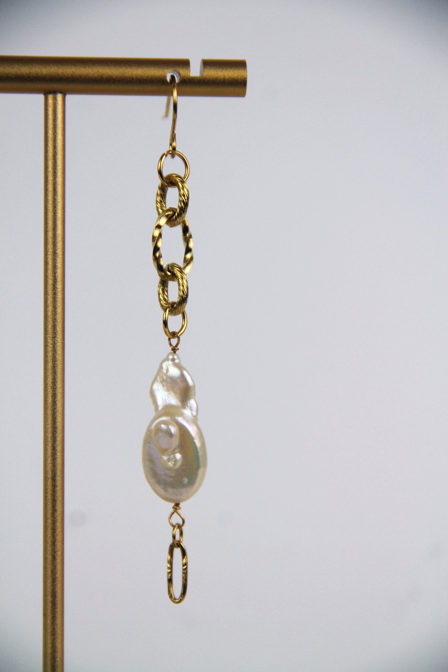 Freshwater pearl AIKO earrings