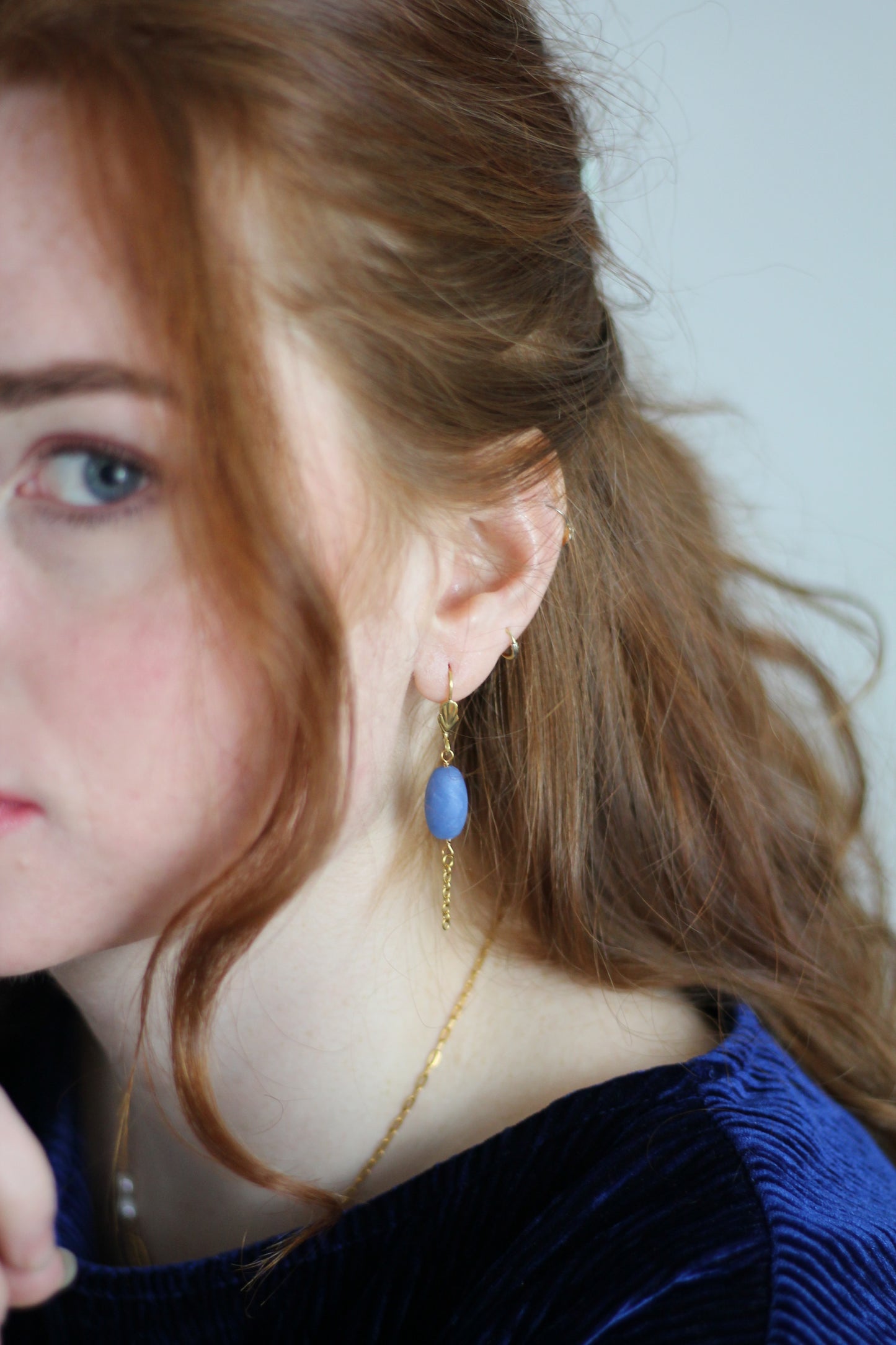 EMI bead earrings - Pearly blue