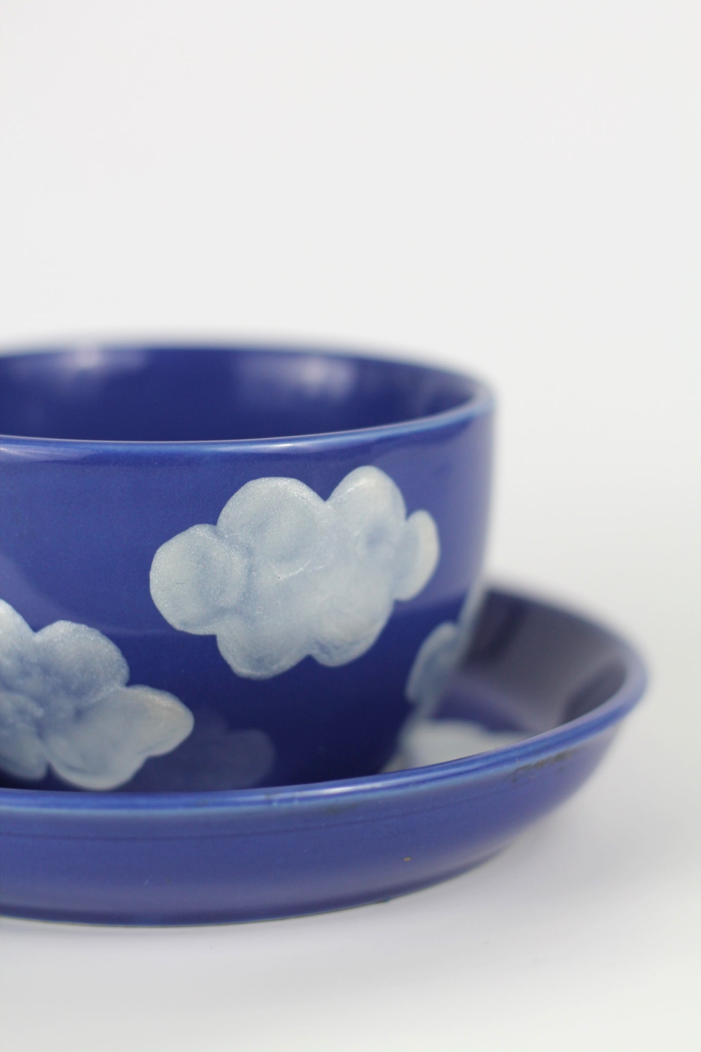 Porcelain CLOUD coffee mug and coaster set - White